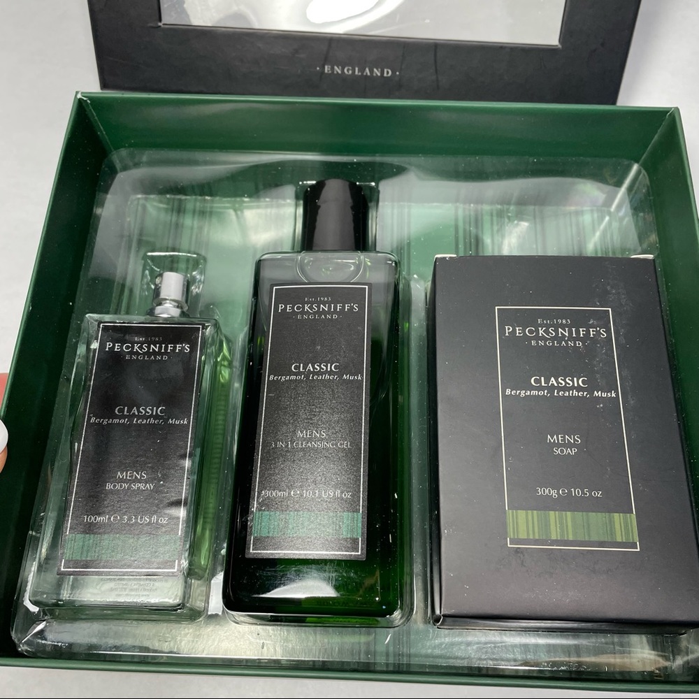 Pecksniffs England Classic Mens body spray soap bath gel